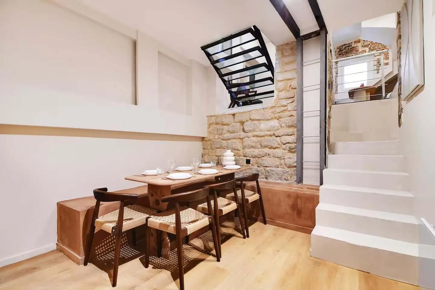 Les Halles - Grands Boulevards Renovated 3Br - 8P Paris 0*,  France